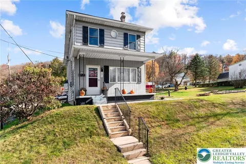 201 Fairview St, Lehighton, PA 18235