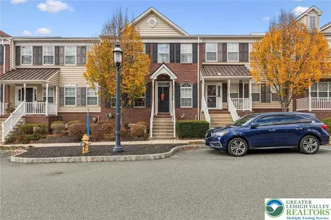2128 Danville, Pennsburg, PA 18073