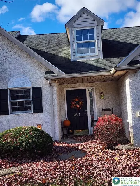 2735 Upstream Farm Rd, Forks Twp, PA 18040