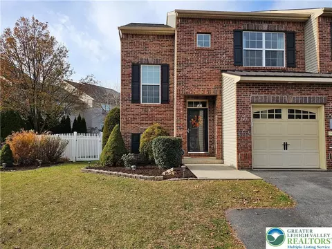 247 Milkweed Dr, Allentown, PA 18104