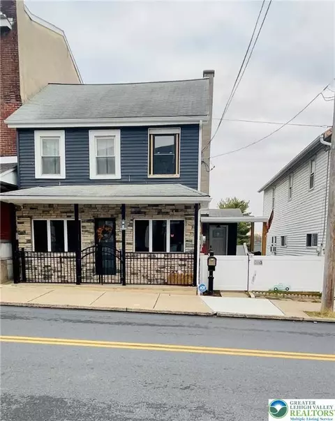 5 S 2nd, Coplay, PA 18037