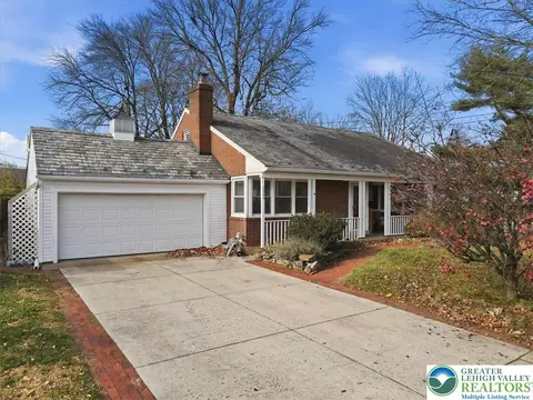 2369 Montgomery St, Bethlehem, PA 18017