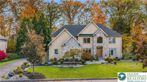 6126 Palomino Dr, Allentown, PA 18106