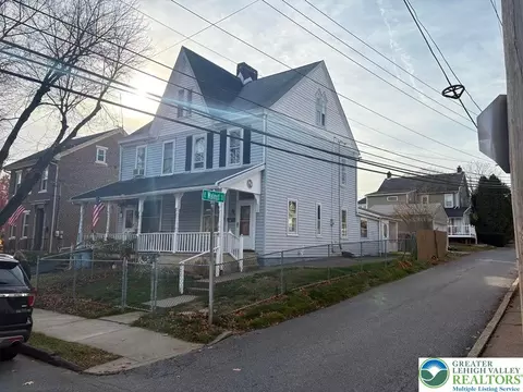 Exterior - 521 Maple St, Bethlehem, PA 18018 photo 1 of 3