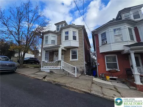 15 N Mulberry St, Easton, PA 18042