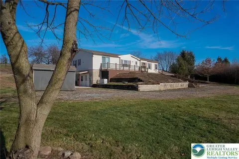 7221 Borman Rd, New Tripoli, PA 18066