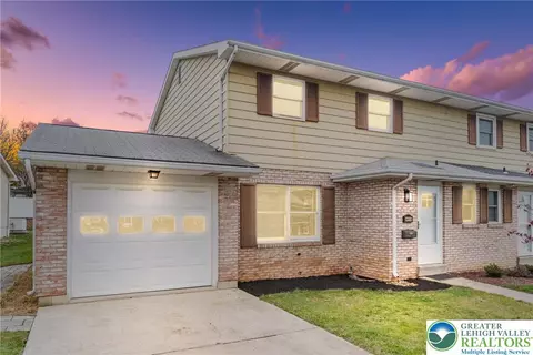 3015 Eisenhower Dr, Northampton, PA 18067