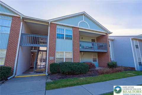 5115 Cheryl Dr, Bethlehem, PA 18017