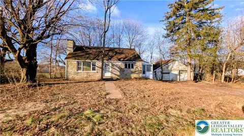 1561 Limeport Pike, Coopersburg, PA 18036