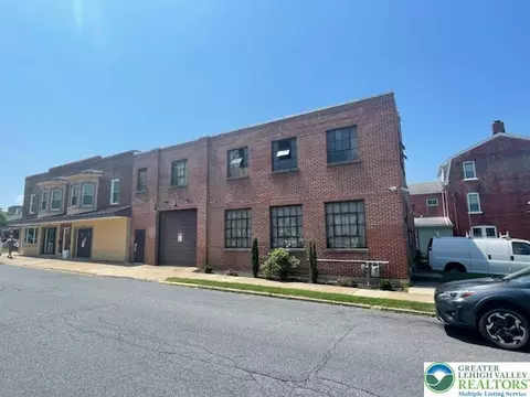 212 S Dauphin St S, Allentown, PA 18109