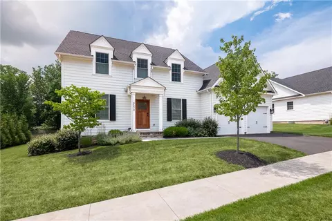 4574 Old Saucon Rd, Fountain Hill, PA 18015