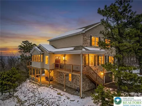 532 Buck Mountain Blvd, Hazle Township, PA 18202