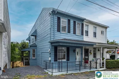 229 Wallace St, Pottsville, PA 17901
