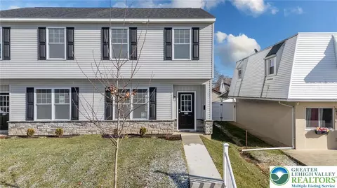 895 Graham St, Allentown, PA 18109