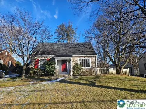 2218 Center St, Bethlehem, PA 18017