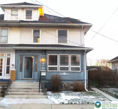 2028 Ealer Ave, Easton, PA 18042