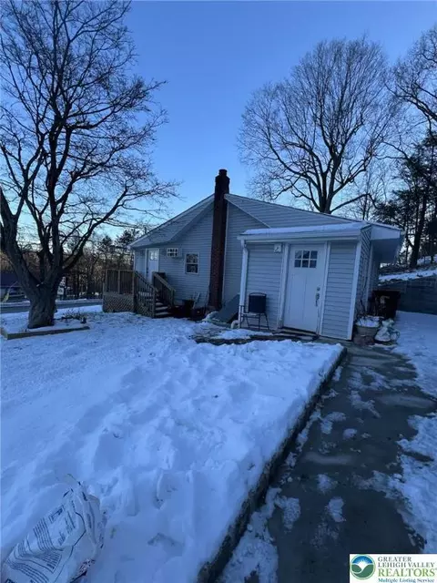 2158 Route 209, Saylorsburg, PA 18353
