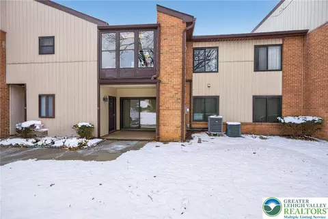 991 Village Round #H, Allentown, PA 18106