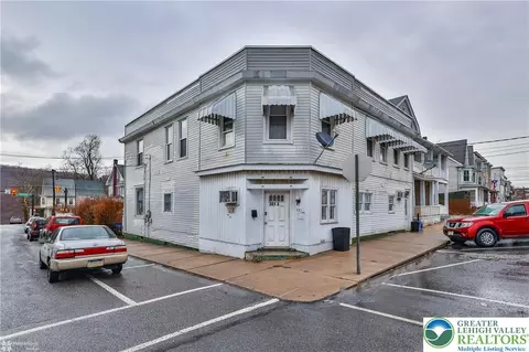 301 Bertsch St, Lansford, PA 18232