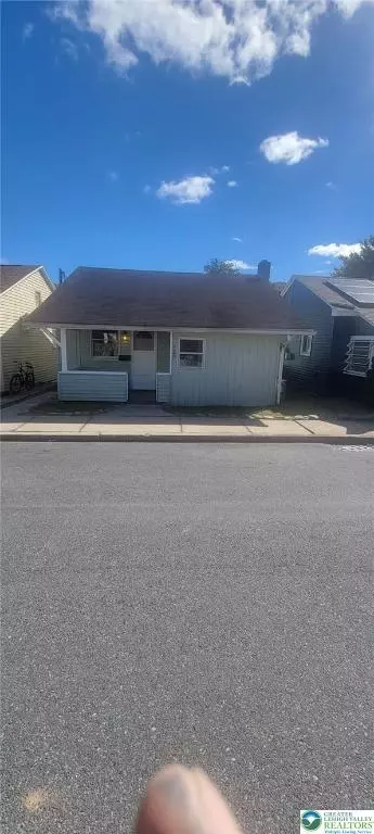 920 Edgemont Ave, Palmerton, PA 18071