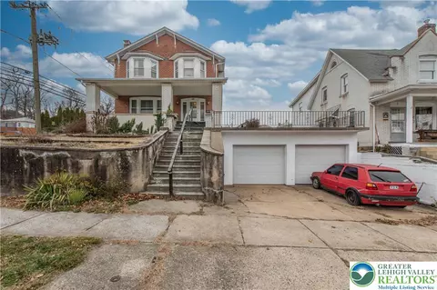 203 Columbia Ave, Palmerton, PA 18071