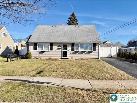 1310 Beverly Ave, Bethlehem, PA 18018