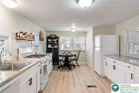 16 Springridge Rd, Bath, PA 18014 photo 18