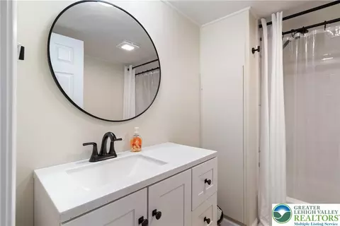 16 Springridge Rd, Bath, PA 18014 photo 30