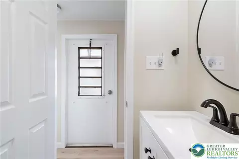 16 Springridge Rd, Bath, PA 18014 photo 33