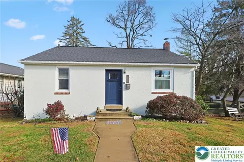945 First Ave, Media, PA 19063
