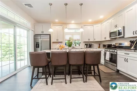 Kitchen - 3697 Cottage Dr, Bethlehem, PA 18020 photo 1 of 3