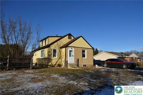 2637 Helen St, Allentown, PA 18104