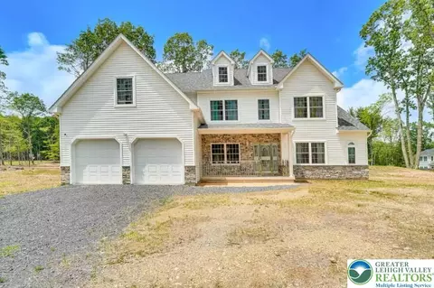 98 Sage Ct, Lehighton, PA 18235