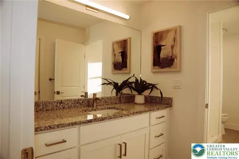 Bath - 3102 Moyer Rd, Hellertown, PA 18055 photo 3 of 5