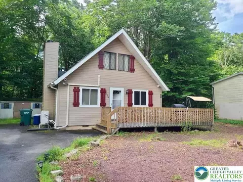 4517 Briarcliff Ter, Coolbaugh Twp, PA 18466
