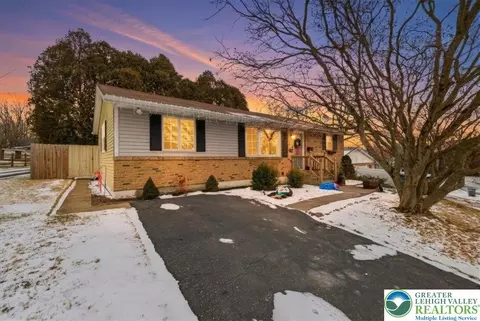 249 West St, Bath, PA 18014
