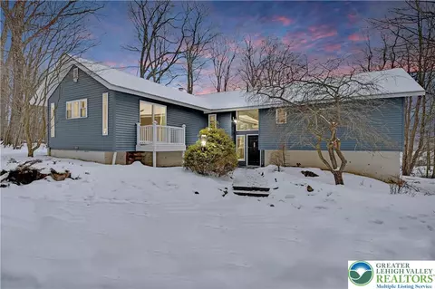 116 Spyglass Hill Rd, Coolbaugh Twp, PA 18466