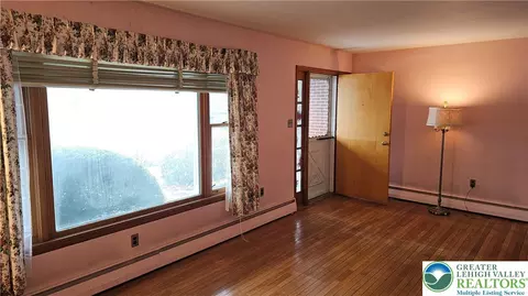 Living - 325 E Walnut St, Hellertown, PA 18055 photo 7 of 7