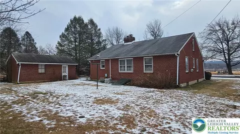 Other - 325 E Walnut St, Hellertown, PA 18055 photo 15 of 16