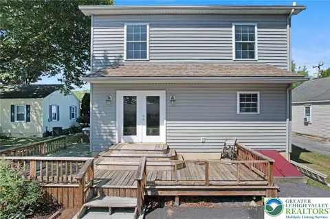 422 Center St, Slatington, PA 18080
