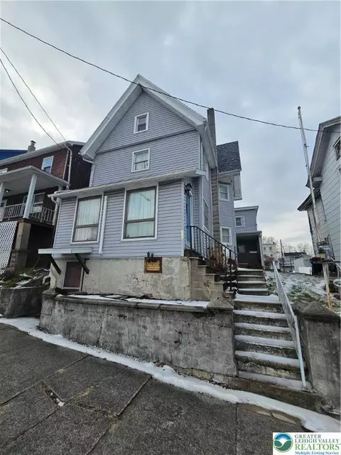 230 2nd St, Lehighton, PA 18235