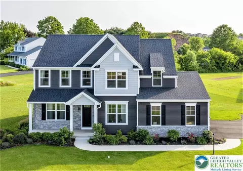 5043 Chapmans Rd, Orefield, PA 18069