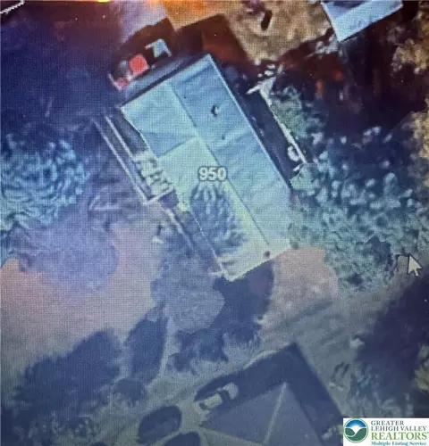 950 Koch Rd, Kunkletown, PA 18058