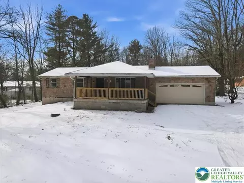 401 Highland Hill Rd, Lehighton, PA 18235