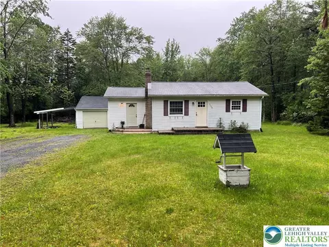 171 Linden Loop, Pocono Summit, PA 18346