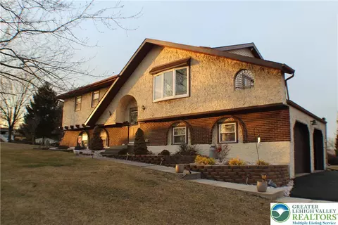 3604 Belfry Rd, Northampton, PA 18067