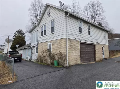 2439 S East St, Allentown, PA 18103