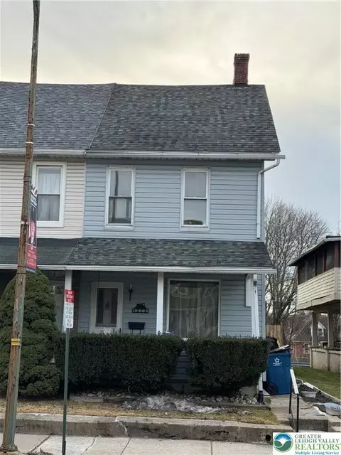 1372 Main St, Northampton, PA 18067