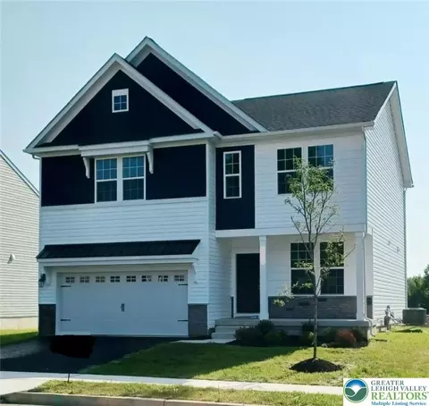 125 Winding Rd, Forks Twp, PA 18040