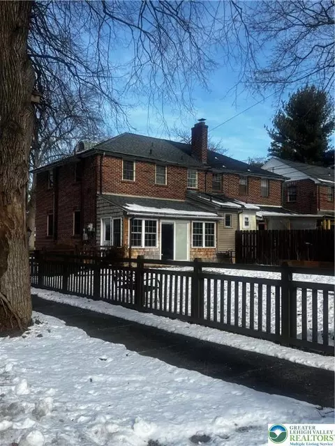 2524 W Washington St, Allentown, PA 18104